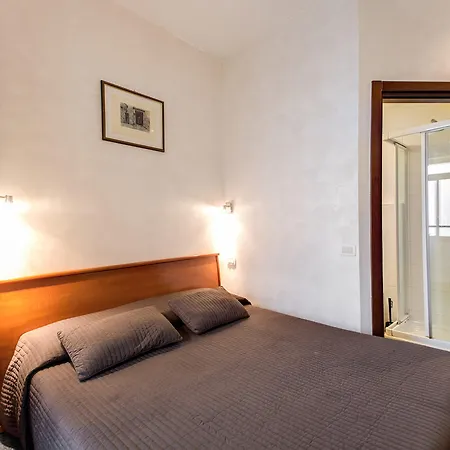 Sallustio Hotel *
