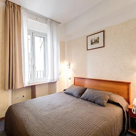 Sallustio Hotel *