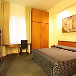 Sallustio Hotel *